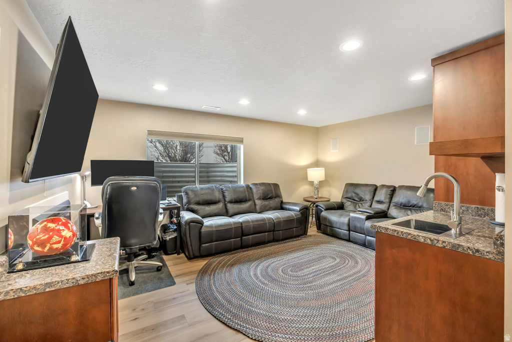 6663 S PLUMROSE WAY Salt Lake City, UT 84123