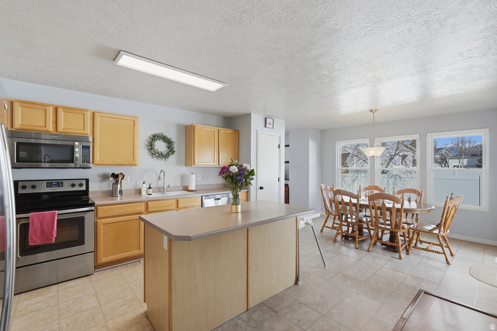 799 S 125 E Layton, UT 84041