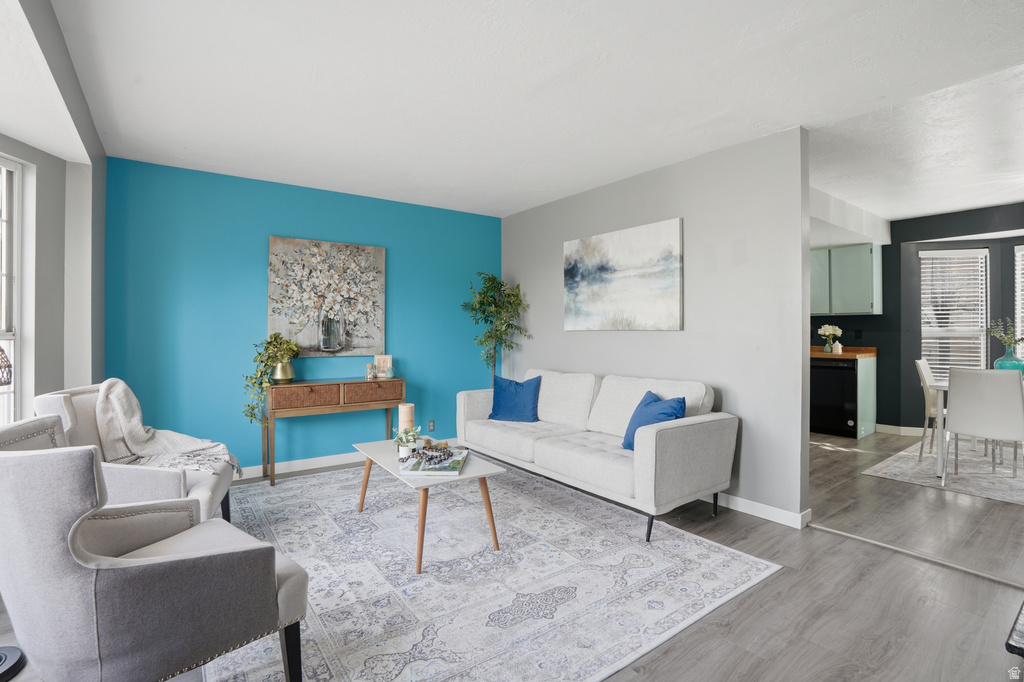 6758 S BLUE FLOWER CT West Jordan, UT 84081