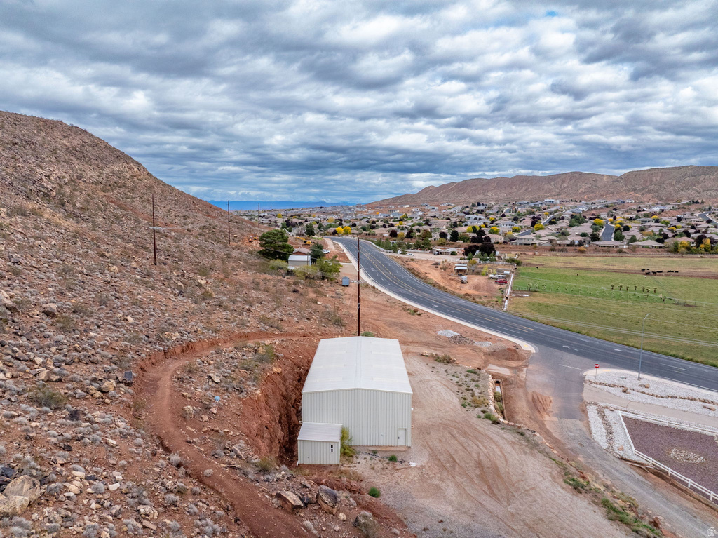 555 E NICHOLS PEAK RD Washington, UT 84780