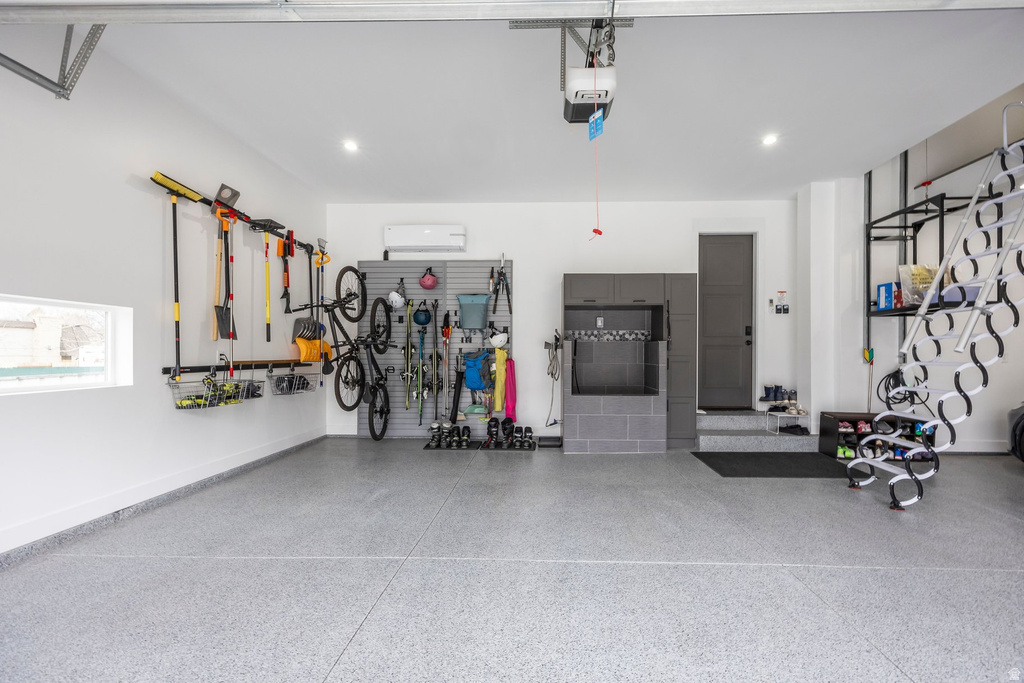 11318 S CANYON FALLS LN Sandy, UT 84092