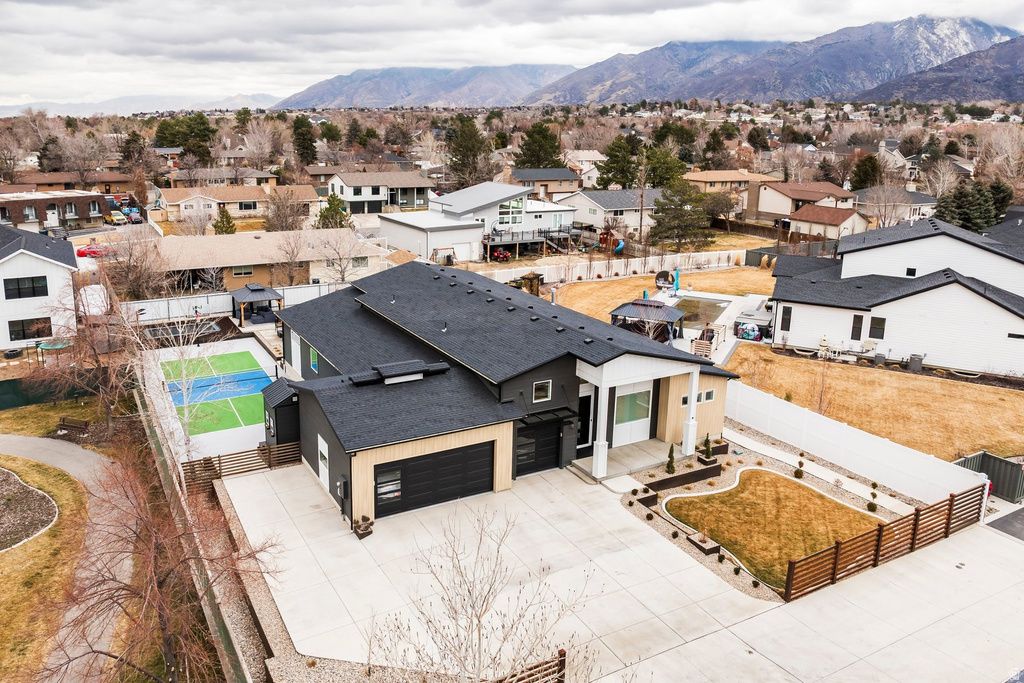 11318 S CANYON FALLS LN Sandy, UT 84092