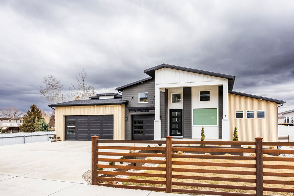 11318 S CANYON FALLS LN Sandy, UT 84092