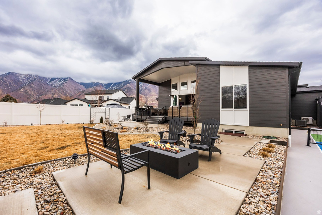 11318 S CANYON FALLS LN Sandy, UT 84092