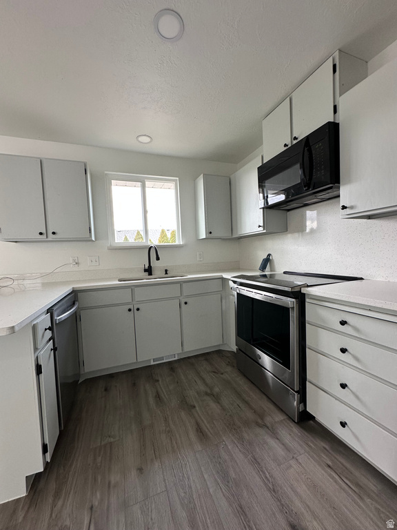 3876 S BURNINGHAM DR West Valley City, UT 84119