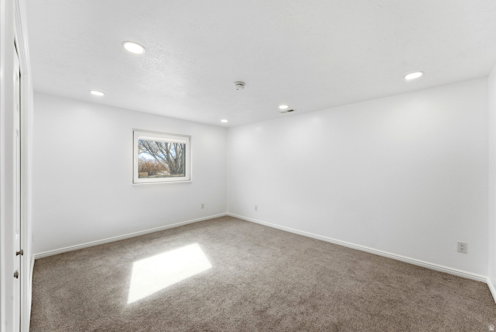 645 S 1350 E Fruit Heights, UT 84037