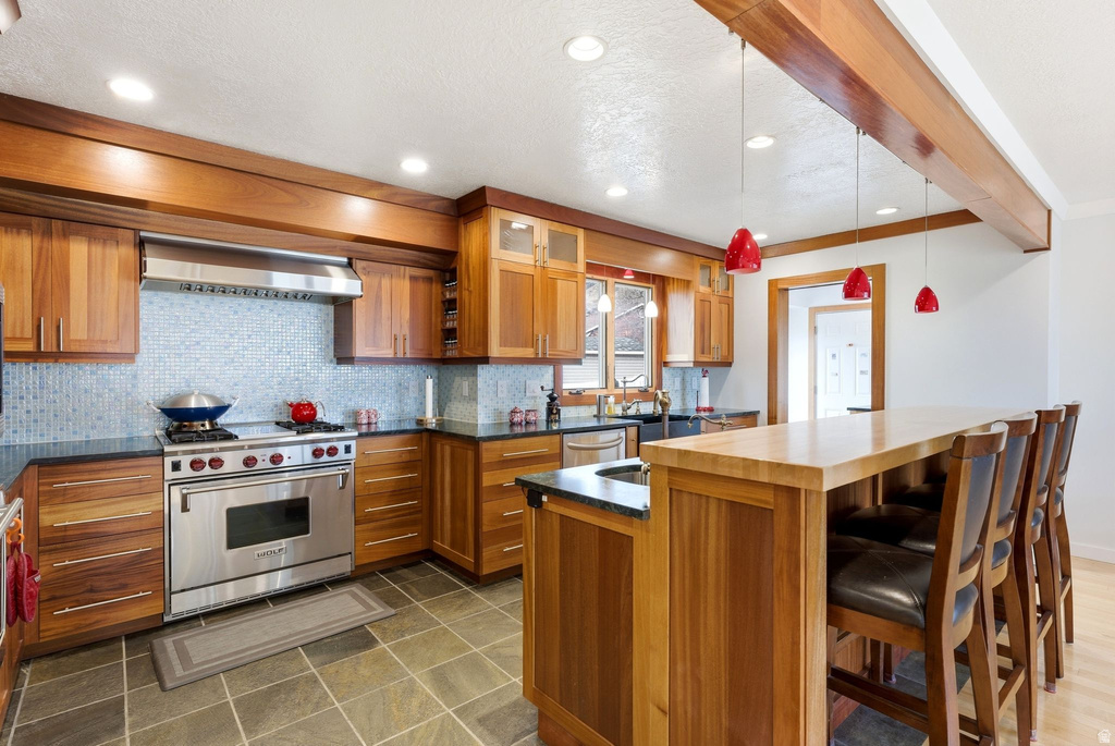 645 S 1350 E Fruit Heights, UT 84037