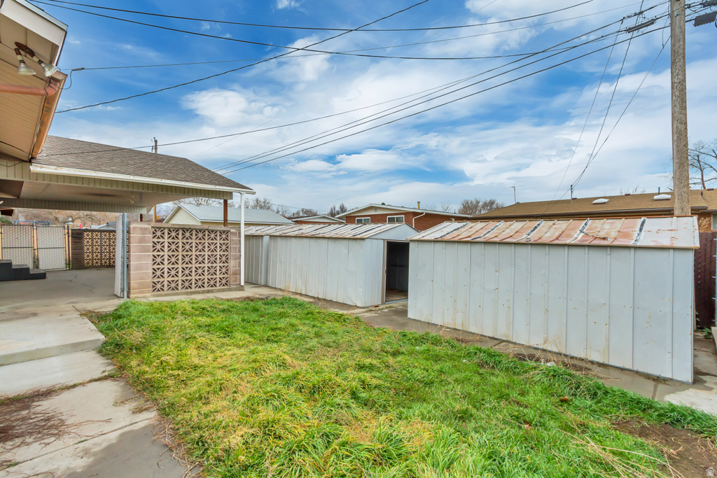 345 W 2300 N Sunset, UT 84015