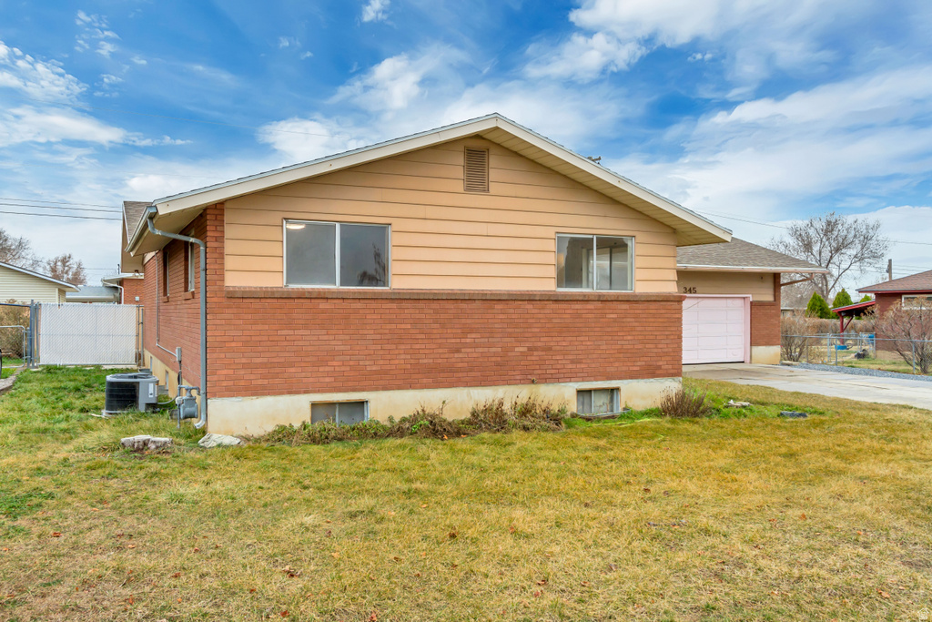 345 W 2300 N Sunset, UT 84015