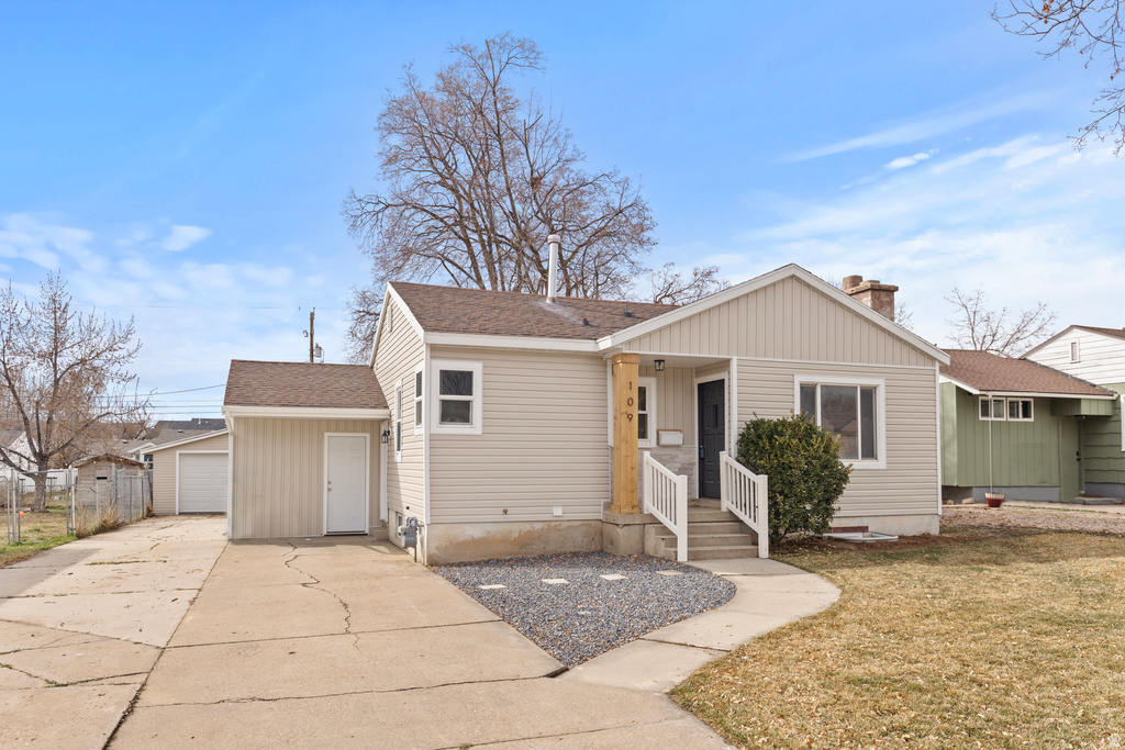 109 BEACON AVE Layton, UT 84041