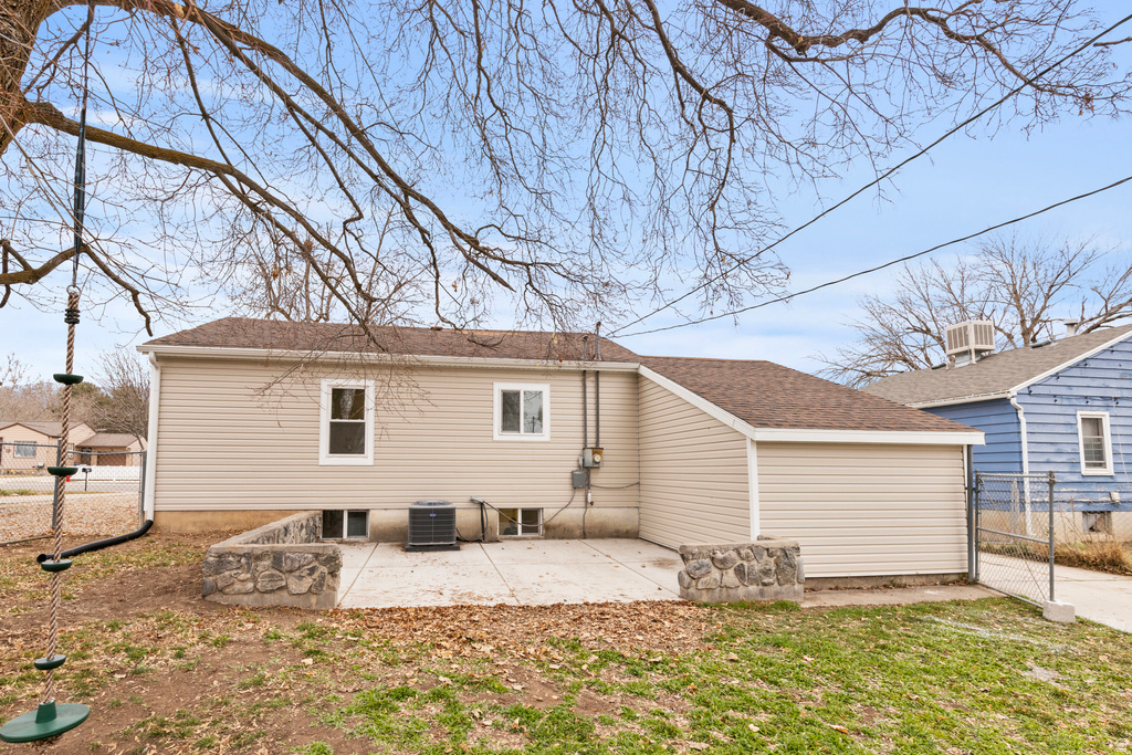 109 BEACON AVE Layton, UT 84041