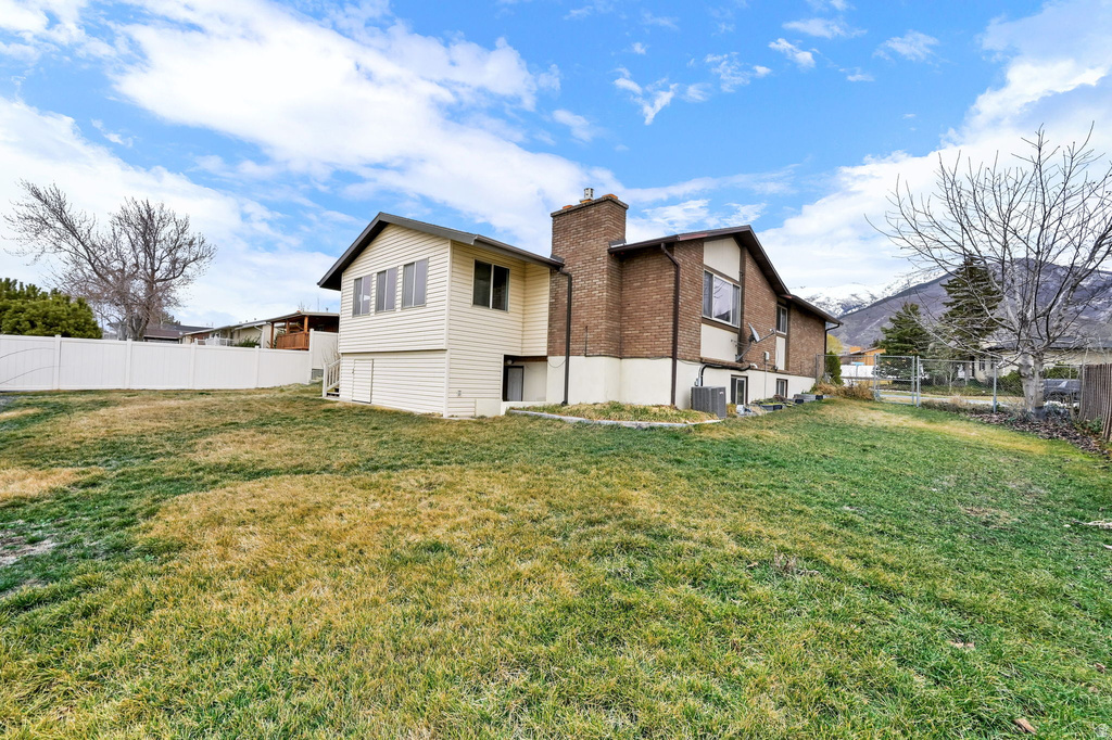 358 S 850 E Kaysville, UT 84037