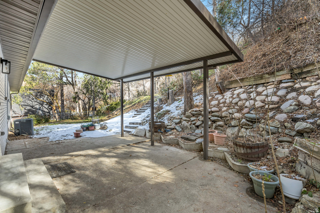 373 S EASTOAKS DR Fruit Heights, UT 84037