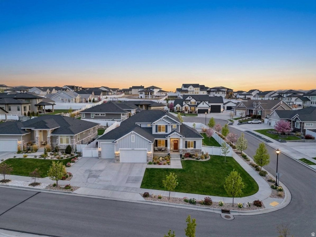6628 W EARLIGRANDE WAY West Jordan, UT 84081