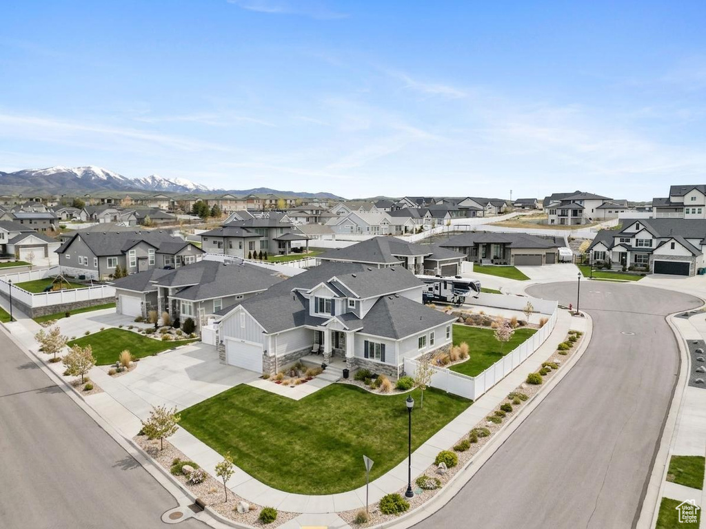 6628 W EARLIGRANDE WAY West Jordan, UT 84081