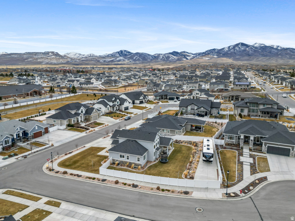 6628 W EARLIGRANDE WAY West Jordan, UT 84081