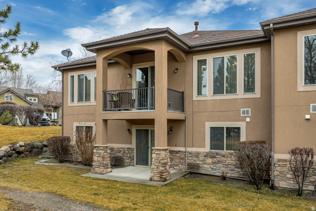 1963 W GOLDEN POND RD Orem, UT 84058