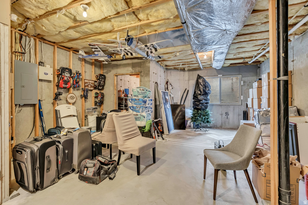 1963 W GOLDEN POND RD Orem, UT 84058