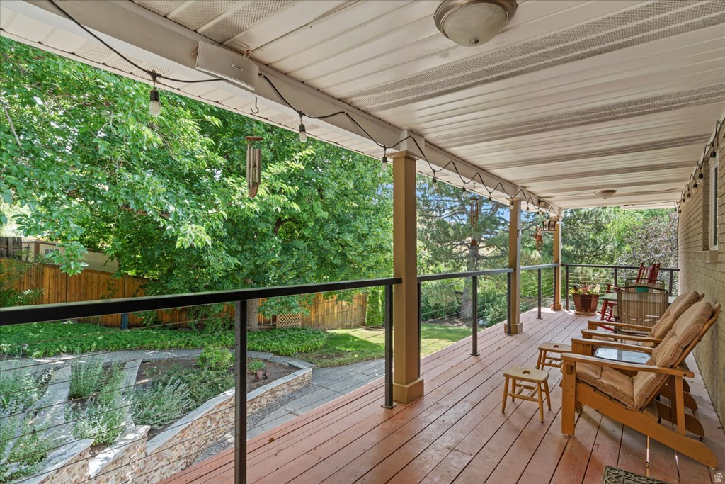 920 N LITTLE VALLEY RD Salt Lake City, UT 84103