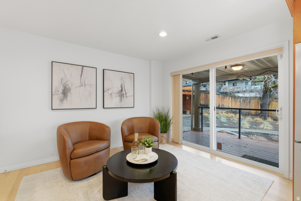 920 N LITTLE VALLEY RD Salt Lake City, UT 84103