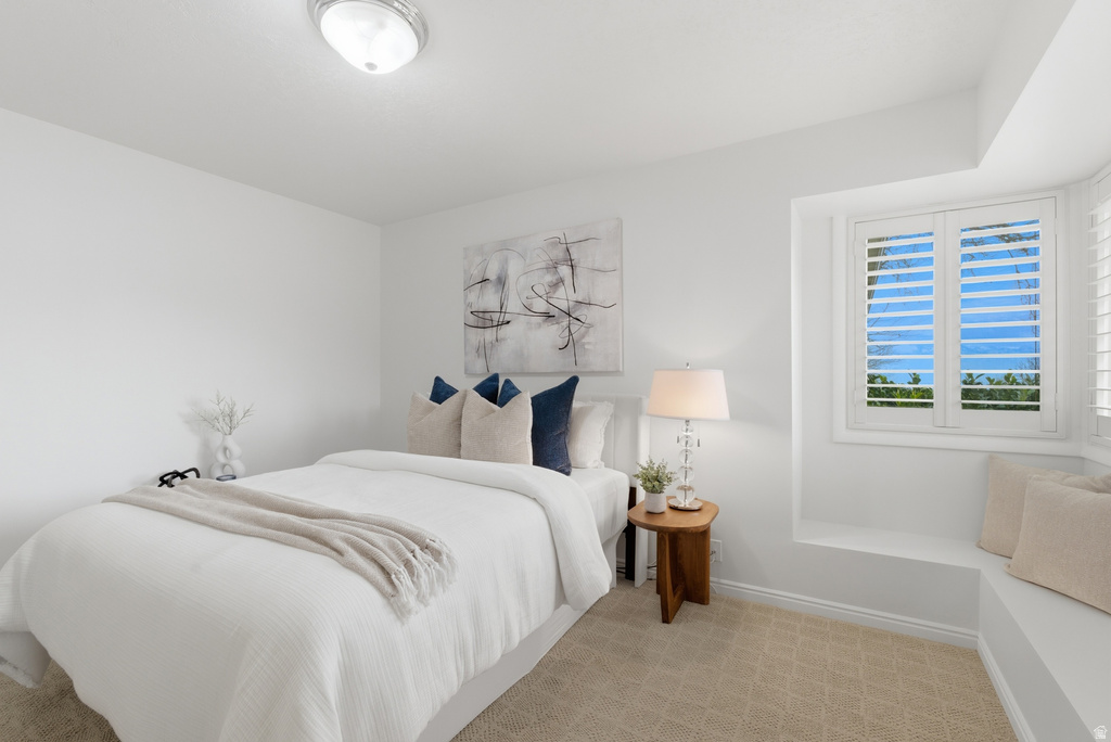 920 N LITTLE VALLEY RD Salt Lake City, UT 84103