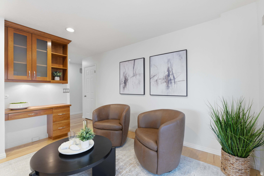 920 N LITTLE VALLEY RD Salt Lake City, UT 84103