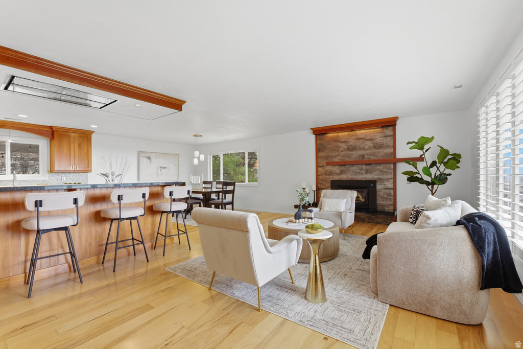 920 N LITTLE VALLEY RD Salt Lake City, UT 84103