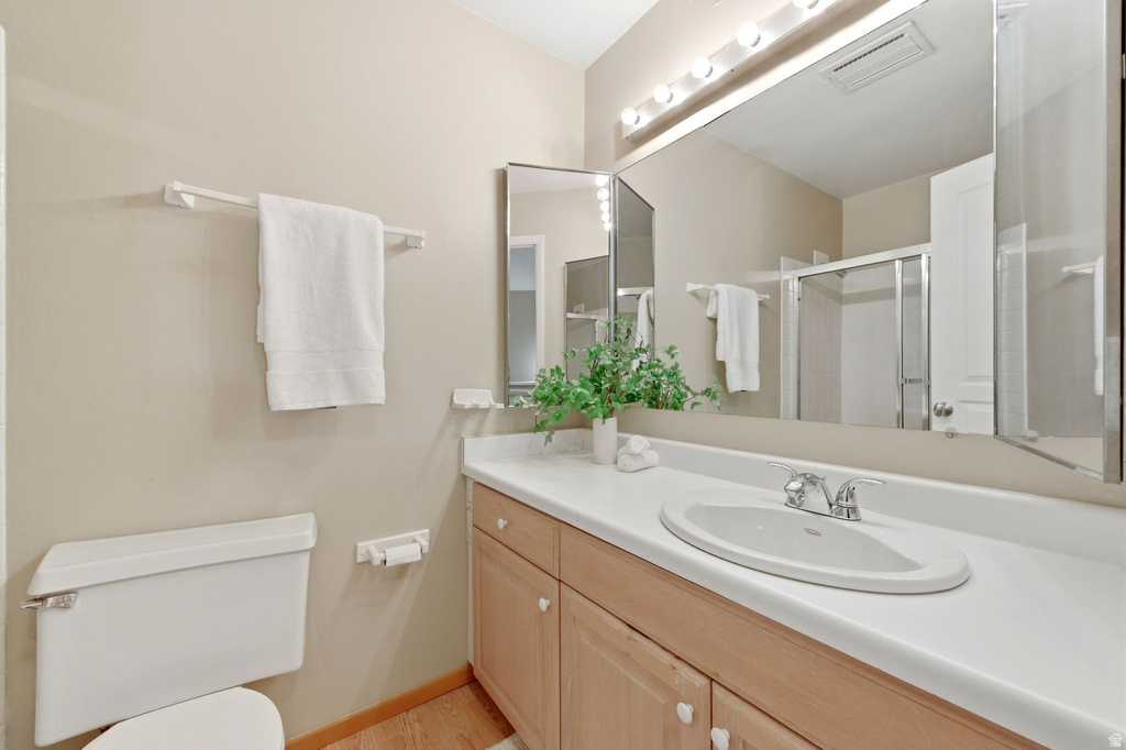 1592 E PARK PL Holladay, UT 84121