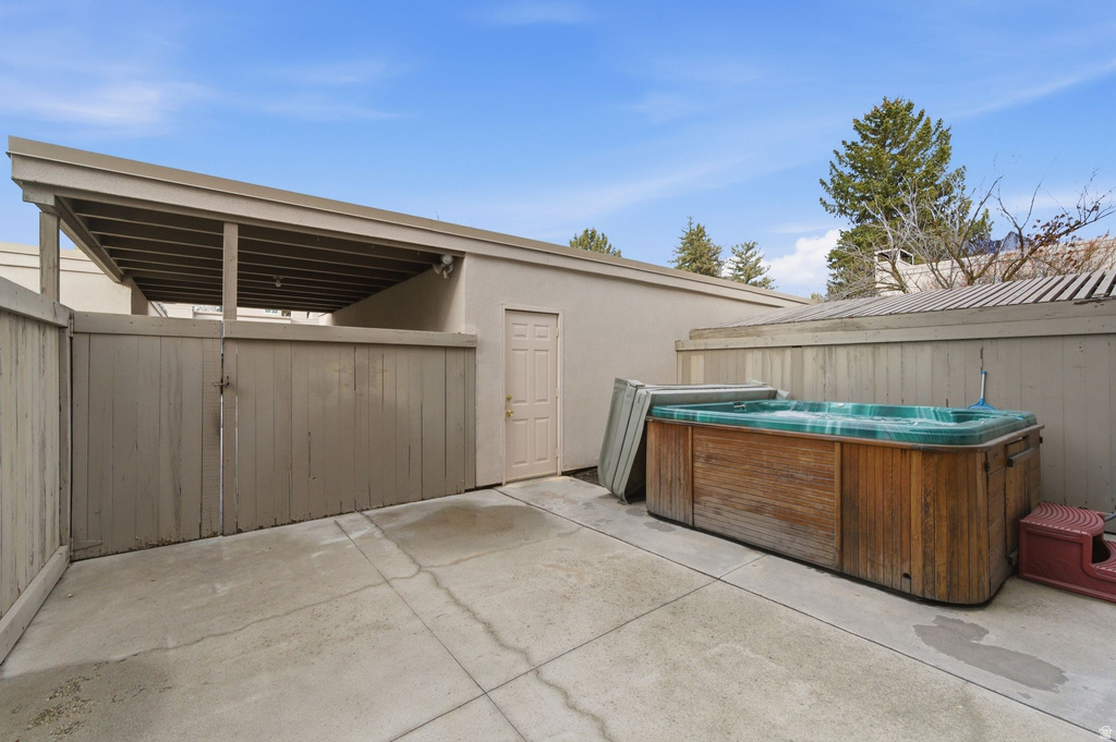 1592 E PARK PL Holladay, UT 84121