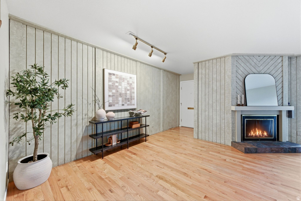 1592 E PARK PL Holladay, UT 84121