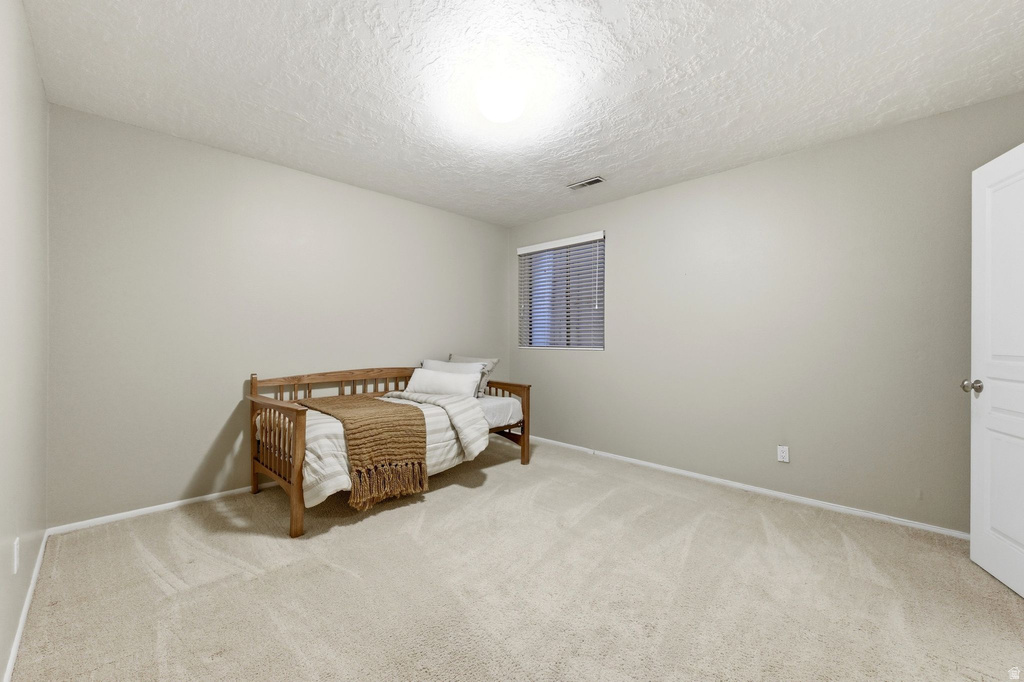 1592 E PARK PL Holladay, UT 84121