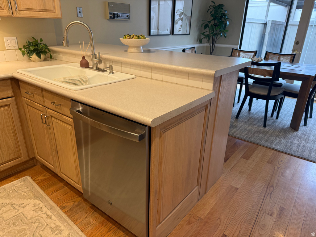 1592 E PARK PL Holladay, UT 84121