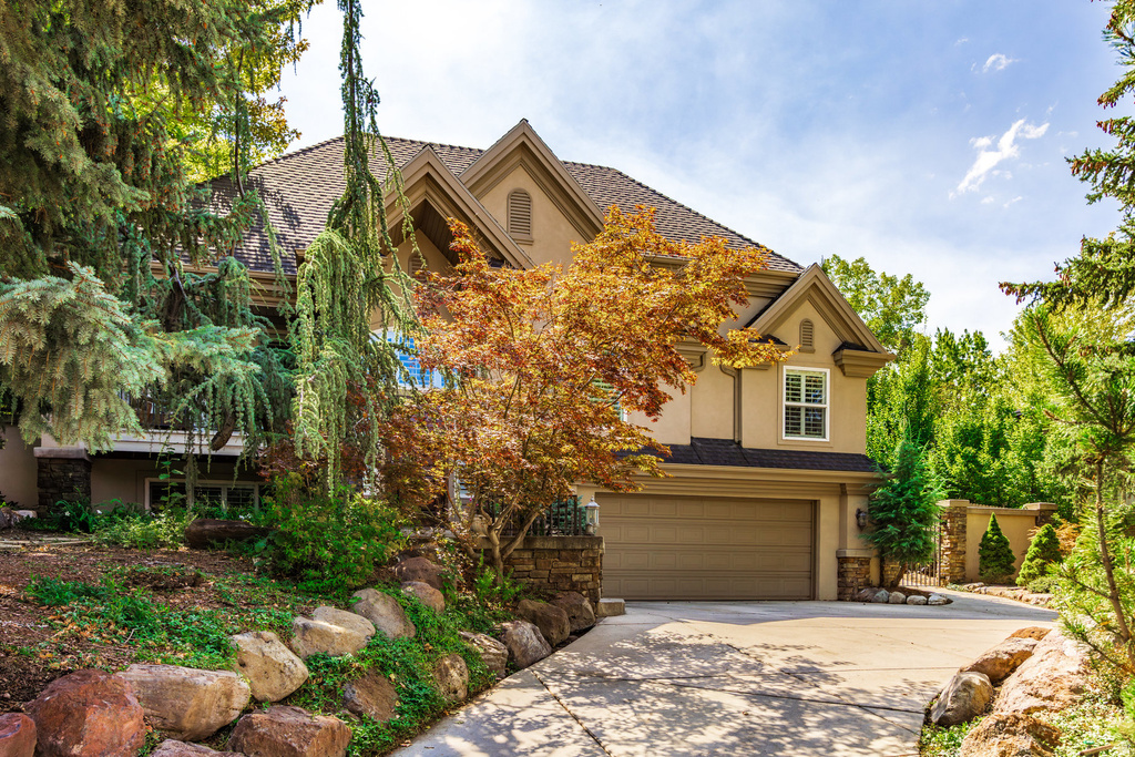 3732 E MILLCREEK CANYON RD Salt Lake City, UT 84109