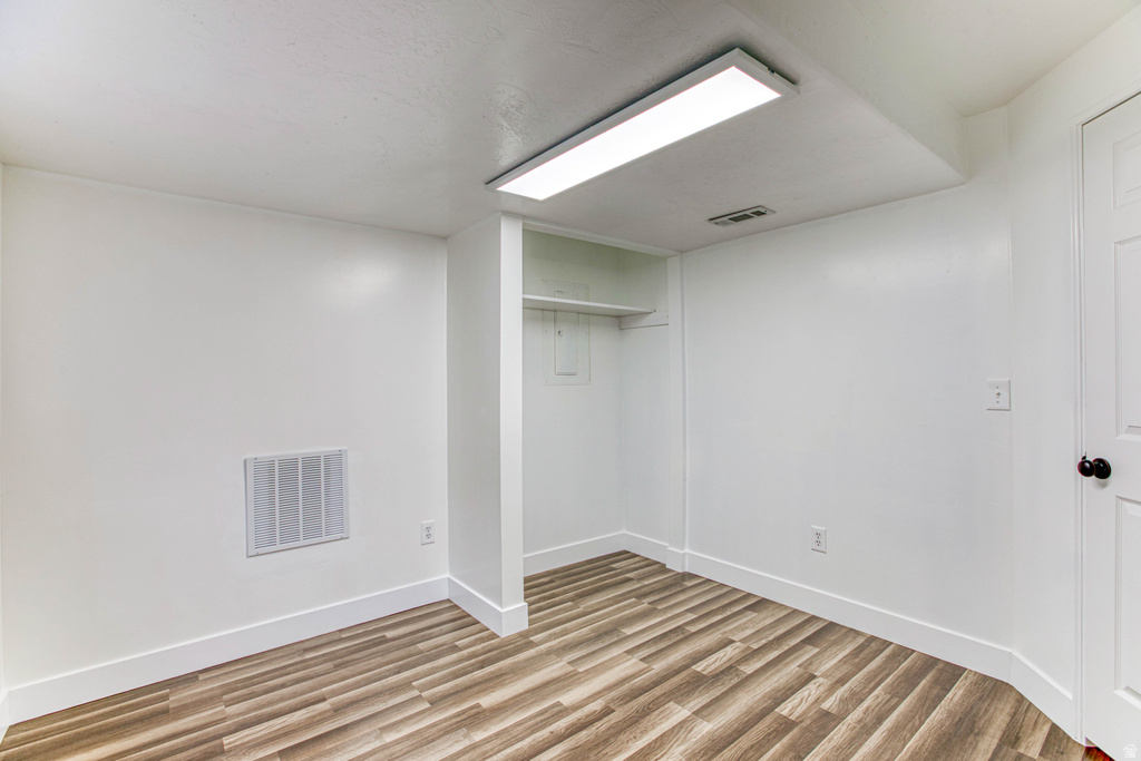 1735 W DALE RIDGE AVE Salt Lake City, UT 84116