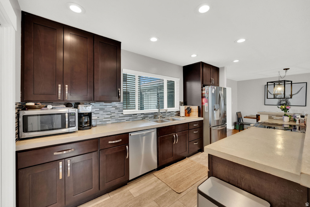 487 E 9270 S Sandy, UT 84070