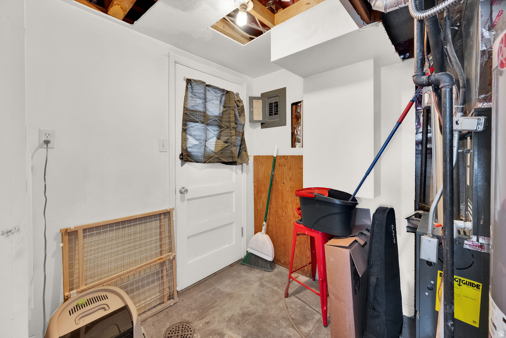 487 E 9270 S Sandy, UT 84070