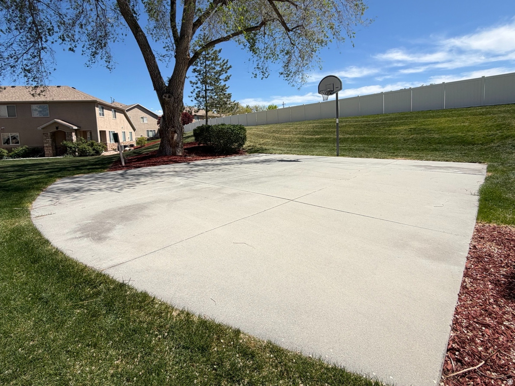 3434 S CRICHTON CV West Valley City, UT 84128