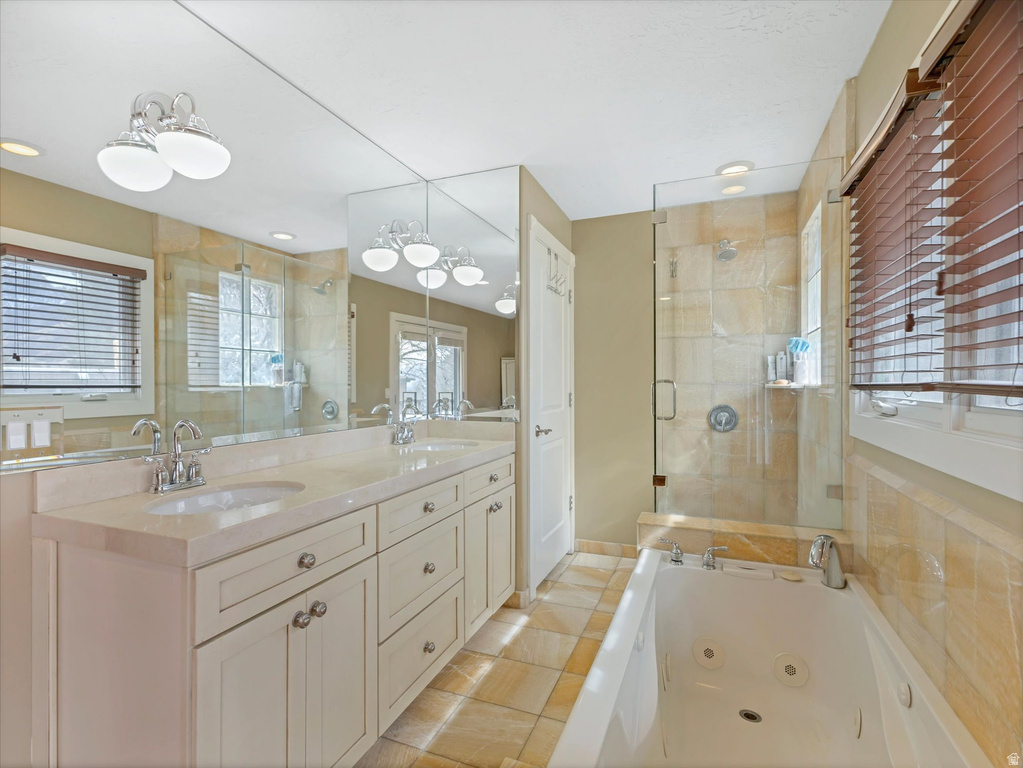 3376 E MAGIC VIEW DR Cottonwood Heights, UT 84121