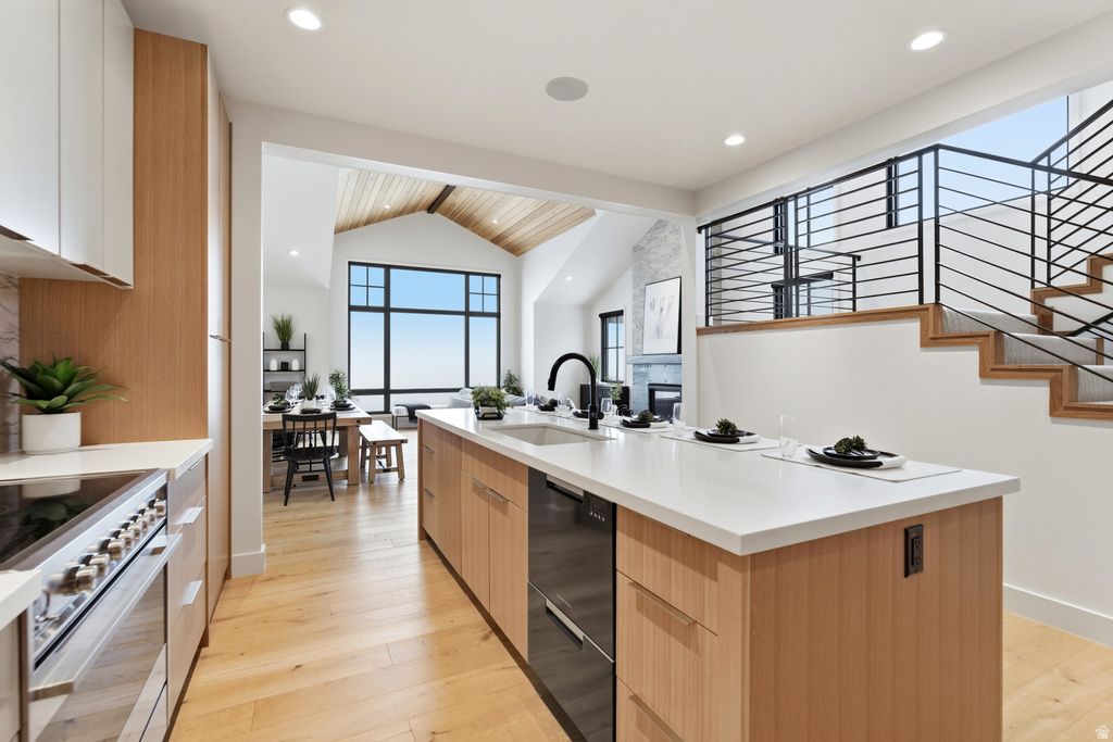 10786 N HIDEOUT TRL Hideout, UT 84036