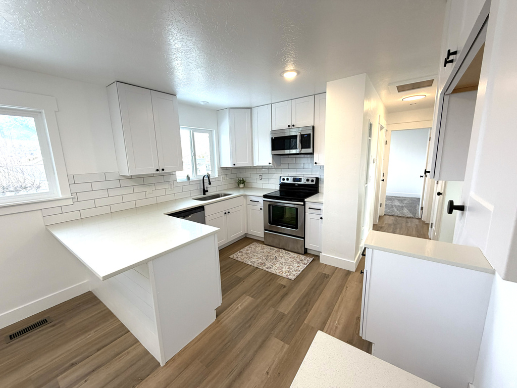 654 E 1700 N North Ogden, UT 84414