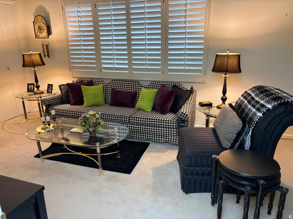 829 E THREE FOUNTAINS DR #267 Murray, UT 84107