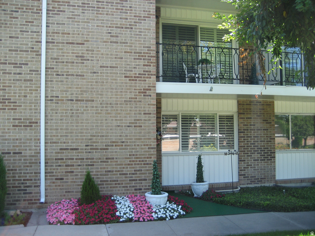 829 E THREE FOUNTAINS DR #267 Murray, UT 84107