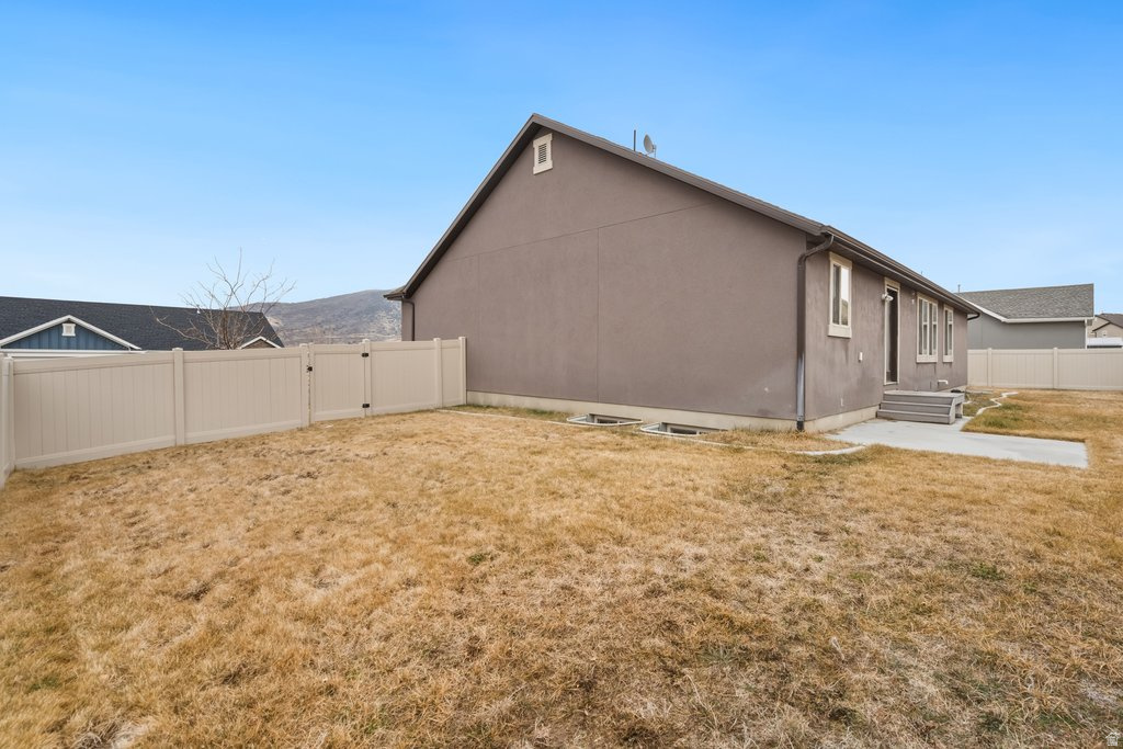 1326 E SAGEBERRY DR Santaquin, UT 84655