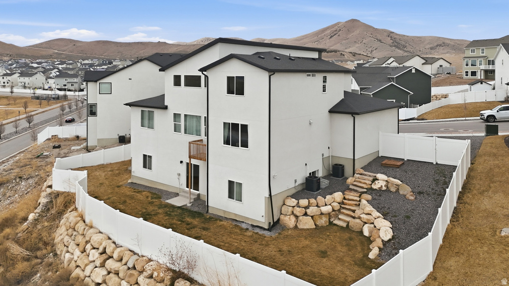 3552 E ASTER DR Eagle Mountain, UT 84005