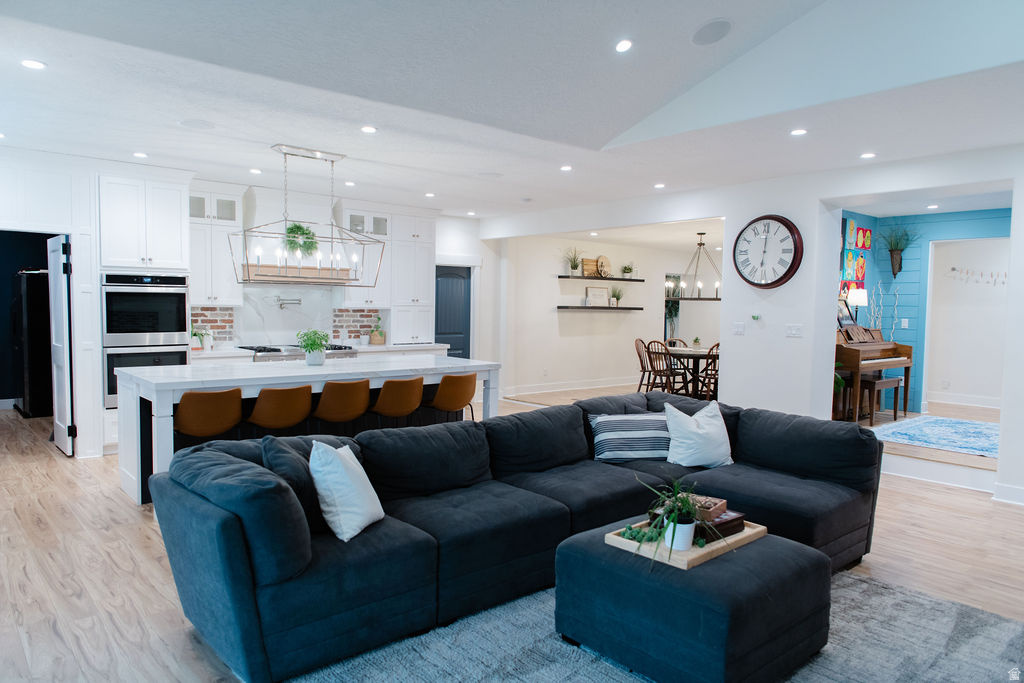 745 E MAPLE ST Mapleton, UT 84664