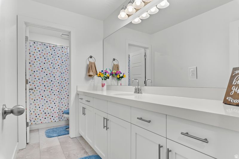 1112 E DEBORAH ST Eagle Mountain, UT 84005