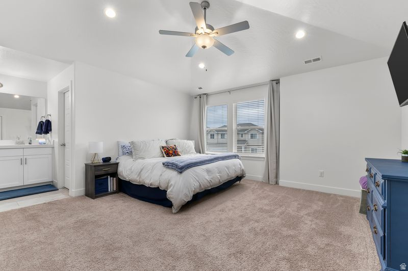 1112 E DEBORAH ST Eagle Mountain, UT 84005