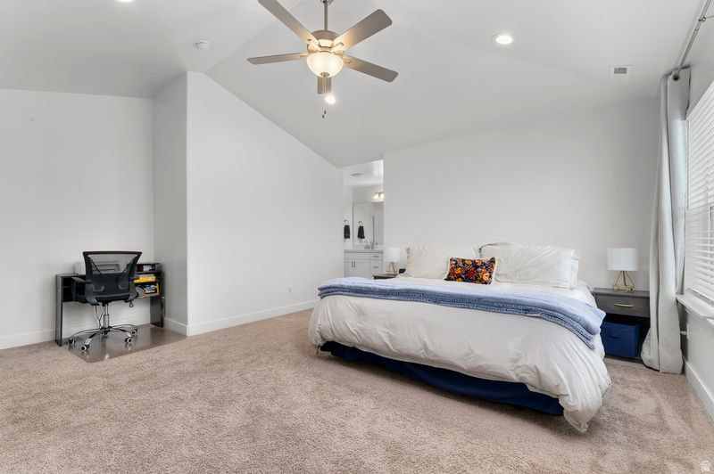 1112 E DEBORAH ST Eagle Mountain, UT 84005