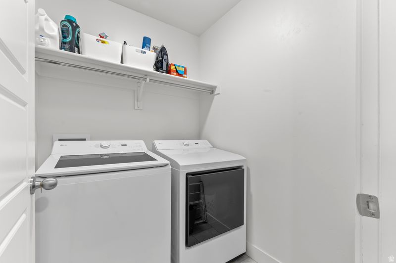 1112 E DEBORAH ST Eagle Mountain, UT 84005