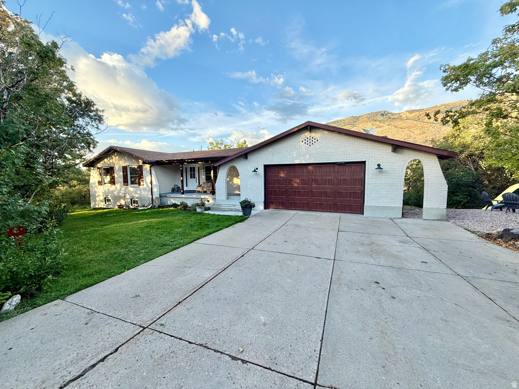 2127 E 5950 N Eden, UT 84310